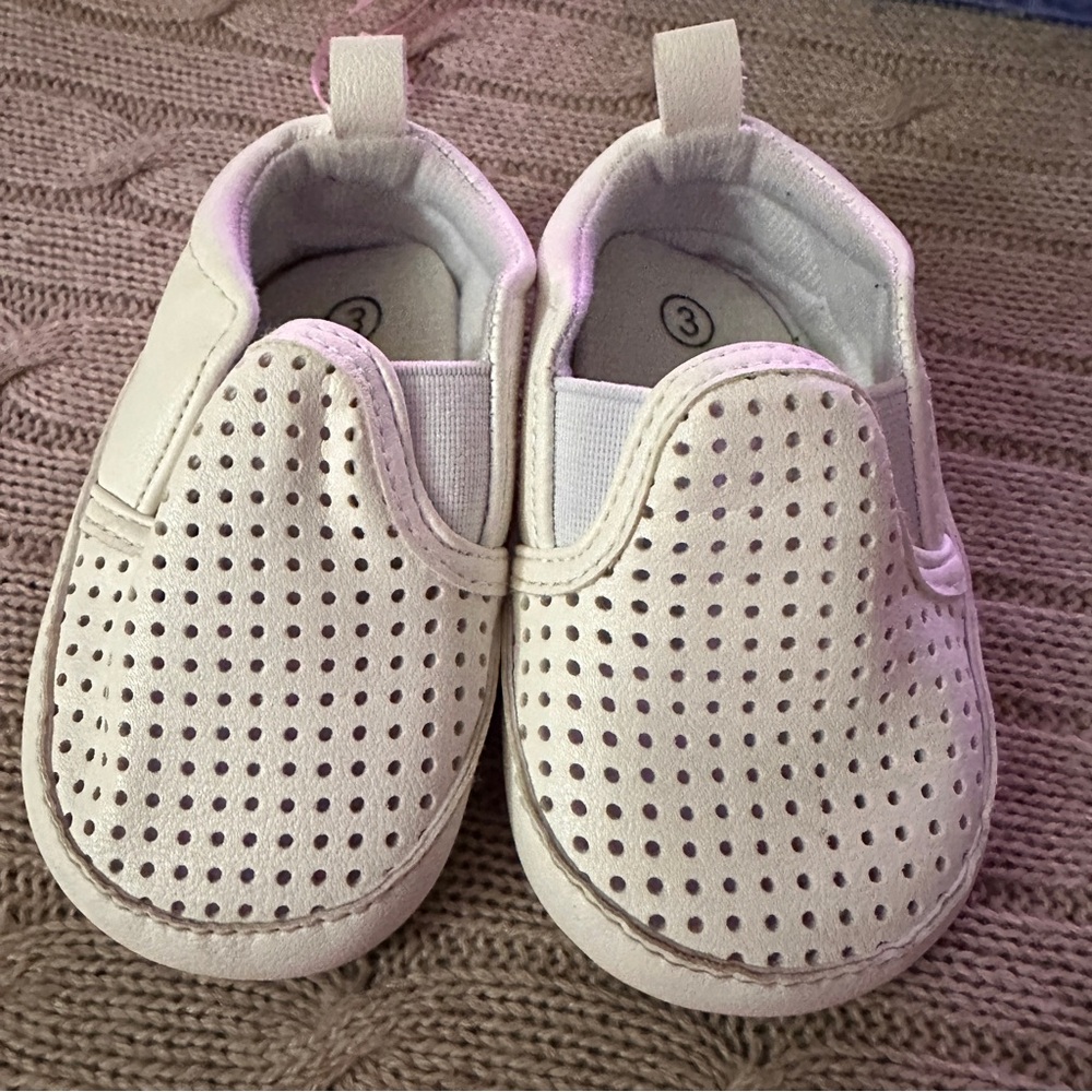 EUC 8pc Robeez/Zutano/Nicole Miller Baby Girl Soft Sole Shoe Bundle, Sizes 2-3 - Picture 7 of 10